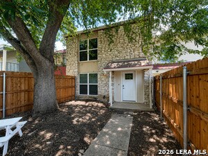 Building Photo - 7726 Glen Meadows Dr