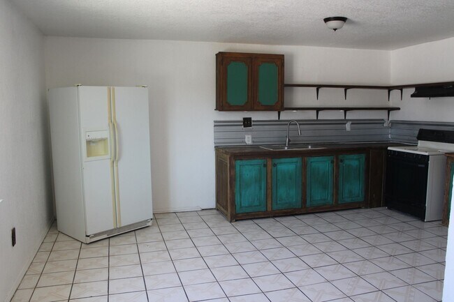 Building Photo - 1368 Reid Rd