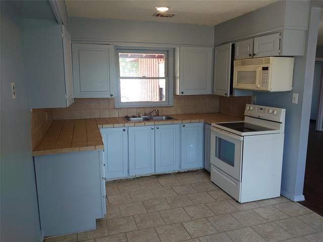 Building Photo - 302 Fannin St