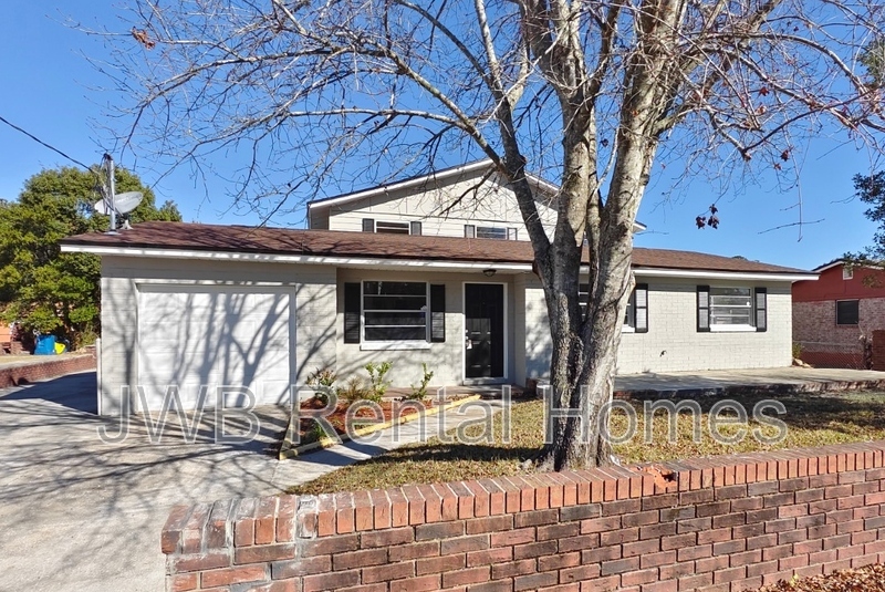 Building Photo - 4903 Foxboro Rd