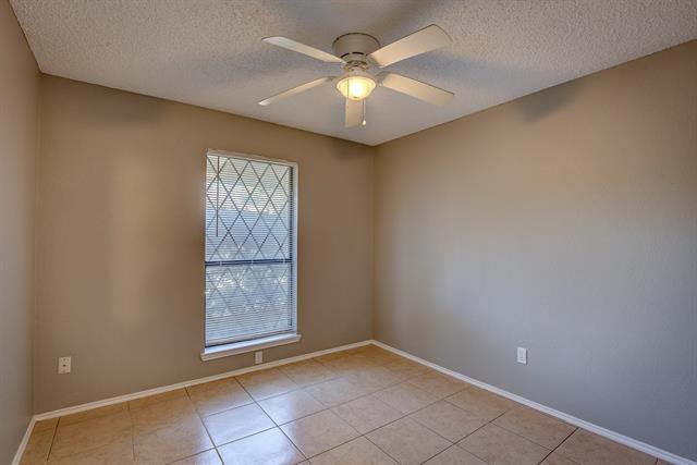 Building Photo - 420 Revolution Ln