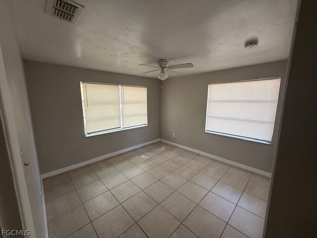 Building Photo - 2616 Harmony Ave