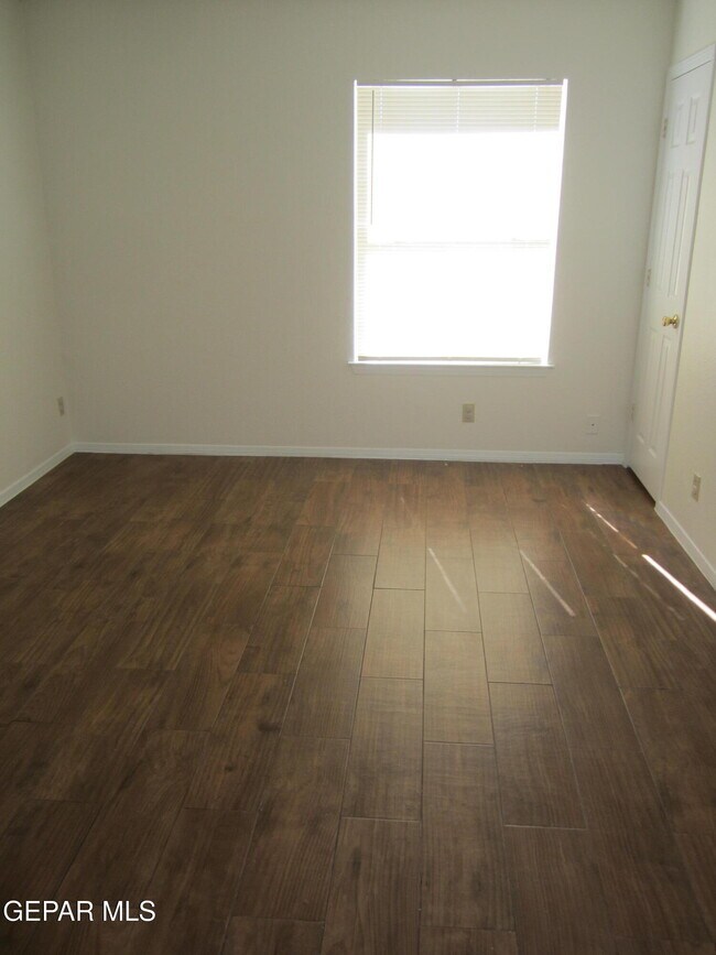 Building Photo - 11804 Kings Arms Ct