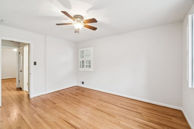 Building Photo - Charming 4BR/2BA Home for Rent in McLean!