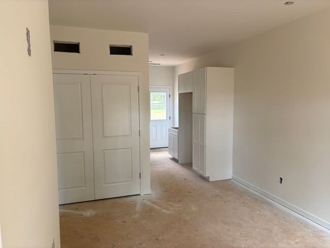 Building Photo - New Construction 2 Bedroom 1 Bath apartment in Downtown Clover