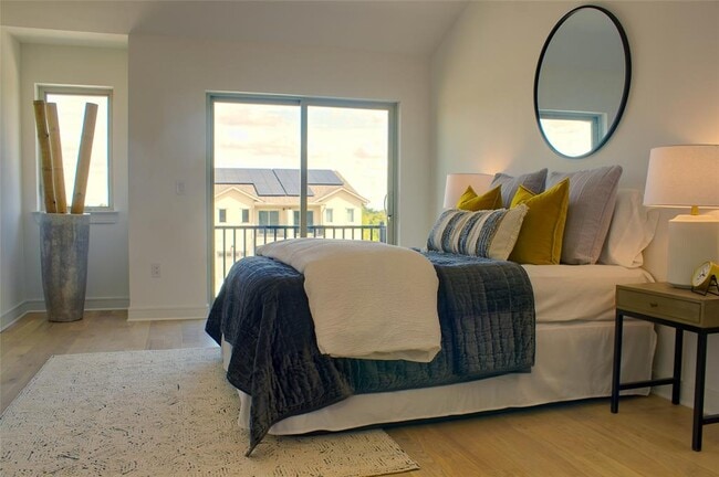 Building Photo - 300 Tesla Cir