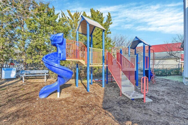 Building Photo - 1310 Half Moon Bay Dr