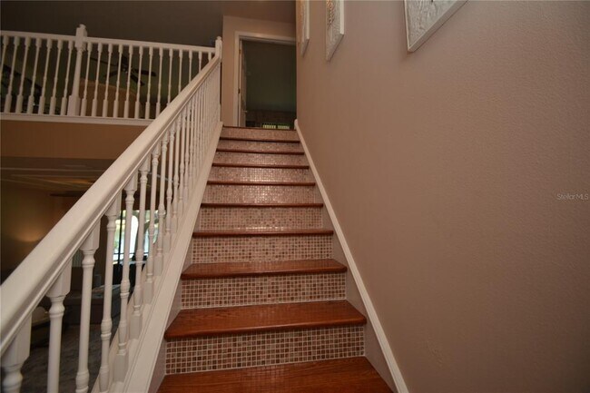 Building Photo - 706 Cobblestone Dr