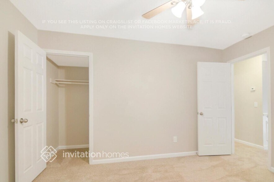 Building Photo - 305 Durington Pl