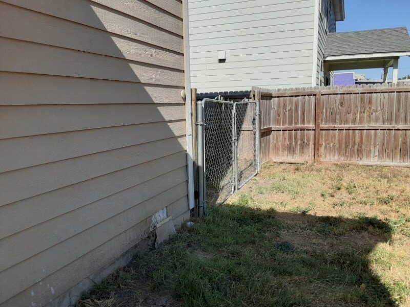 Building Photo - 106 Cornell Ave