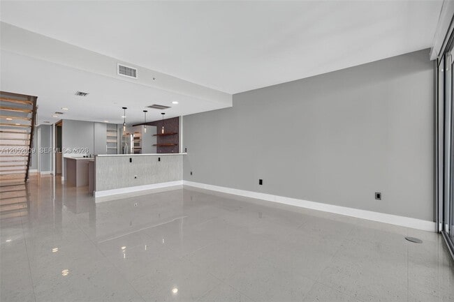 Building Photo - 2950 NE 188th St