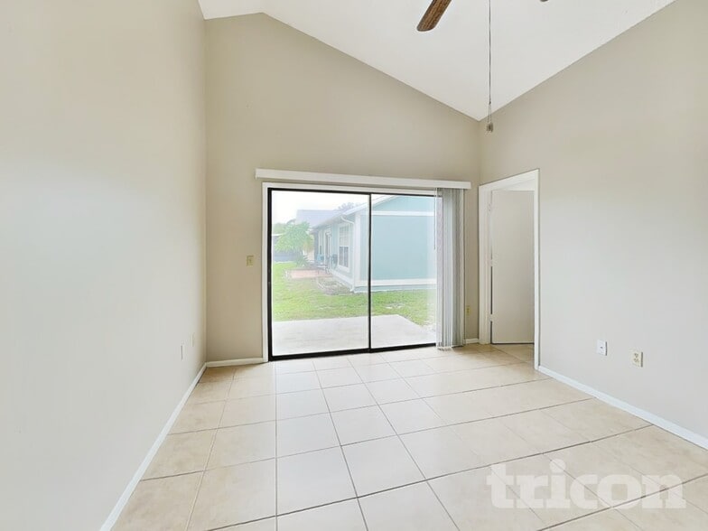 Building Photo - 4210 38th St W