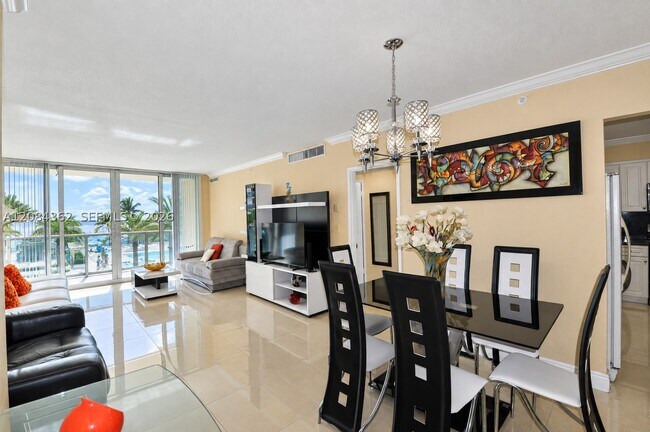 Building Photo - 2501 S Ocean Dr