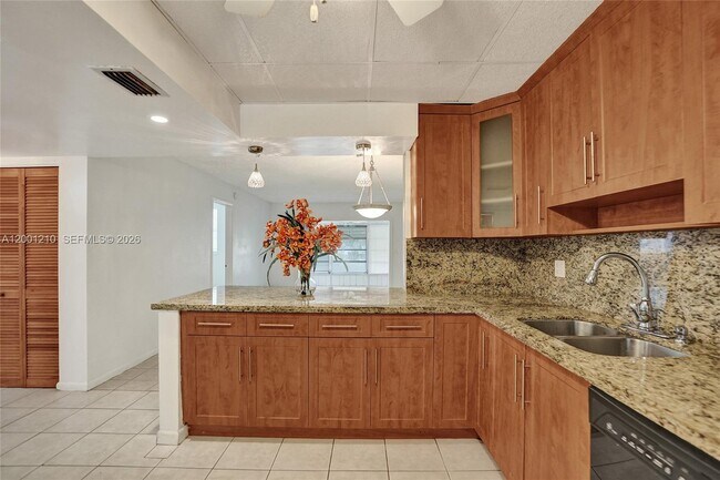 Building Photo - 3051 NW 46th Ave