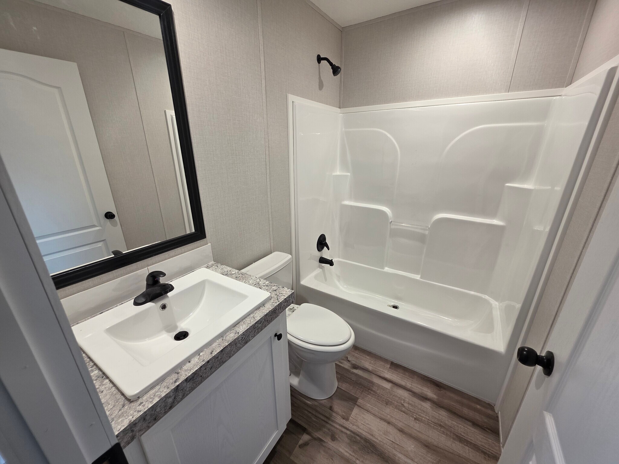 Building Photo - 400 Southside Dr