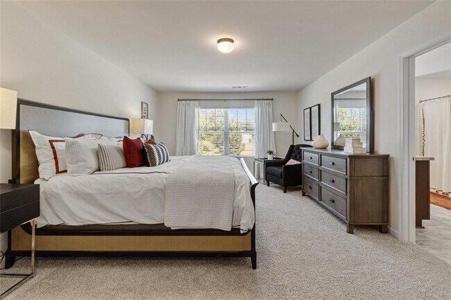 Building Photo - 105 Whitewood Dr