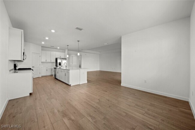 Building Photo - 20446 Napa Loop