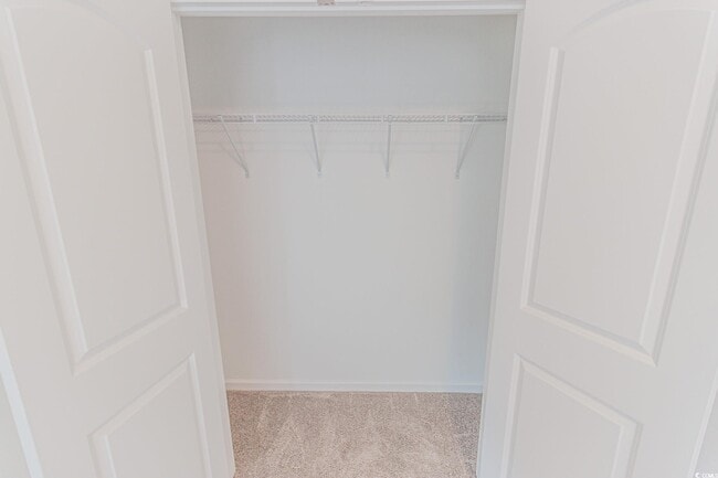 Building Photo - 215 Crescent Wy