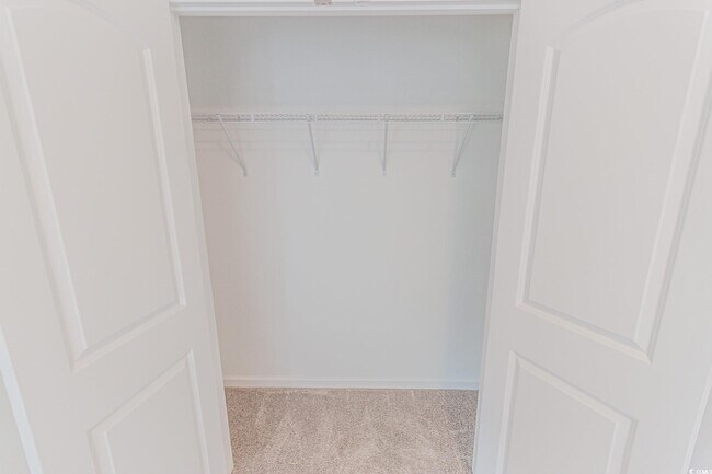 Building Photo - 219 Crescent Wy