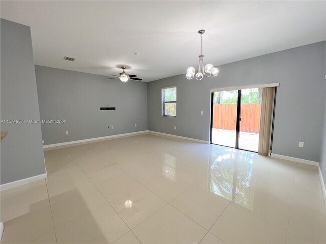 Building Photo - 10267 NW 89th Terrace