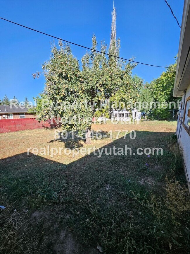 Building Photo - 3 Bedroom 1 Bath Home Now Available in Ogden