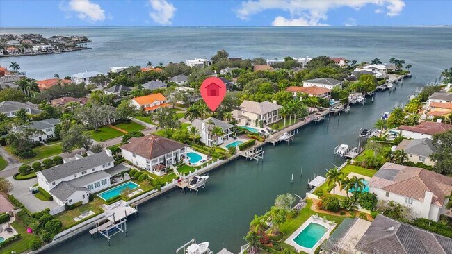 Building Photo - 4921 Lyford Cay Rd