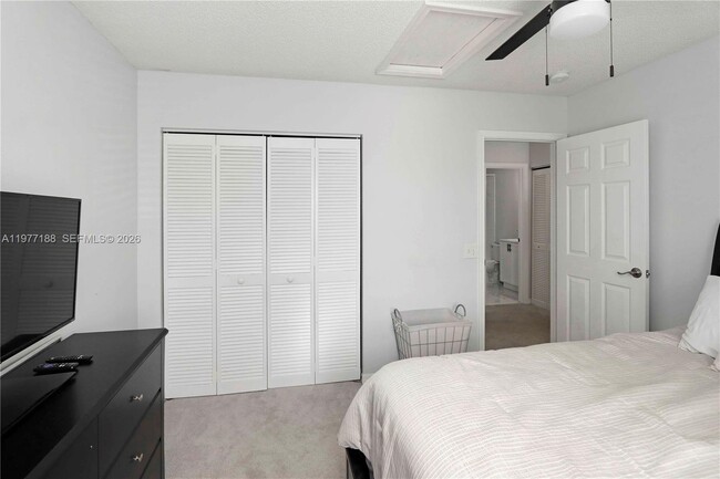 Building Photo - 2232 SW 120th Ave