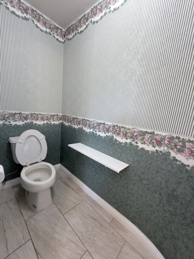 Building Photo - 7620 Marluna