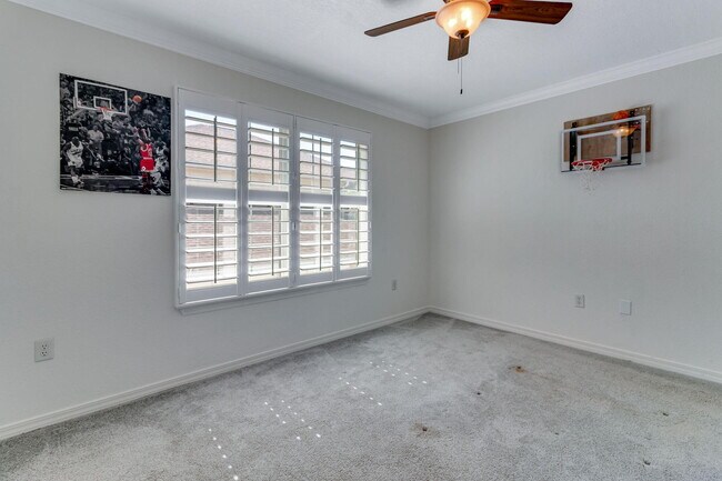 Building Photo - 314 Tequesta Dr