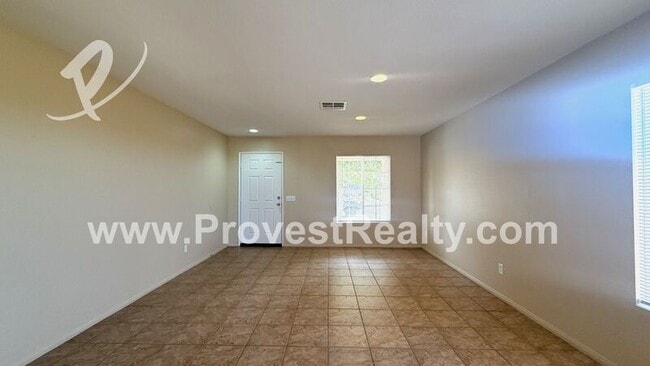 Building Photo - 9495 Apricot Ct