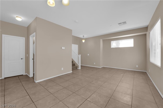 Building Photo - 10573 Allegrini Dr