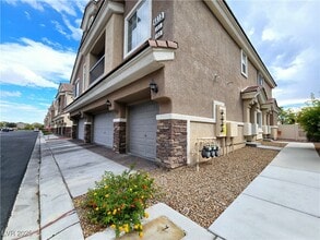 Building Photo - 4613 Bell Cord Ave