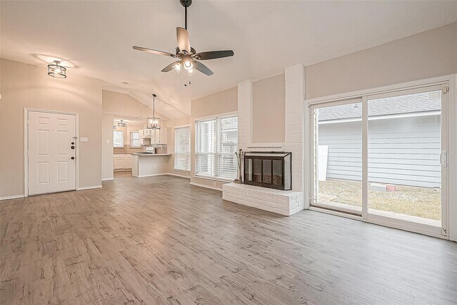 Building Photo - 9247 Autumnsong Dr