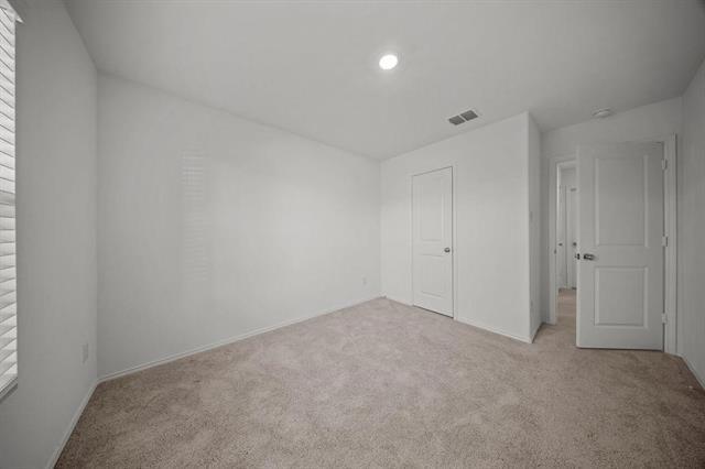 Building Photo - 2402 Mobile St