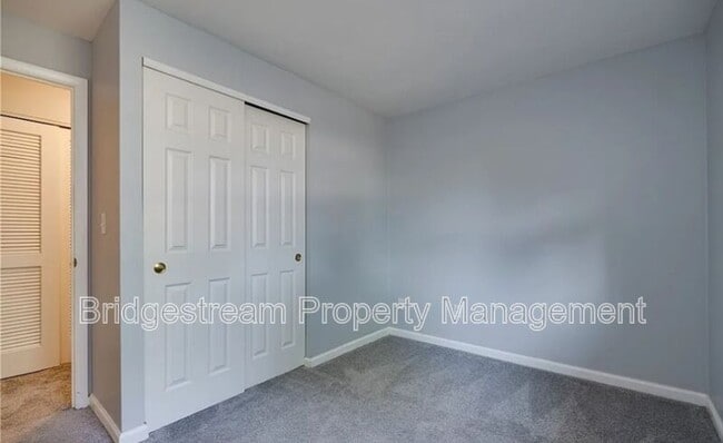 Building Photo - 7712 Redbank Ln