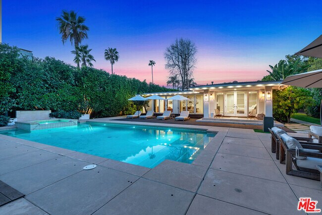 Building Photo - 10424 Valley Spring Ln