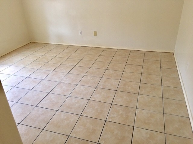 Building Photo - 1314 Prosperity Dr