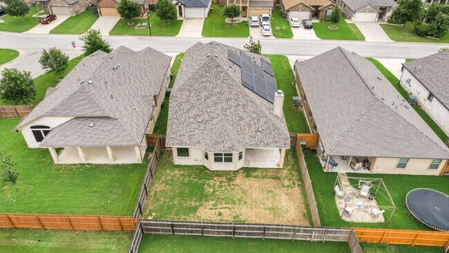 Building Photo - 1414 Fawn Lily Dr