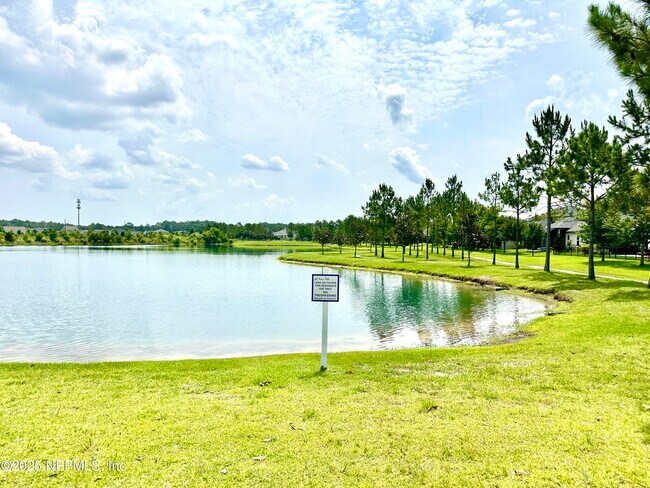 Building Photo - 505 Windwalker Dr