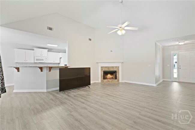 Building Photo - 169 Fontenot Dr