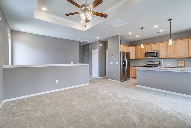 Building Photo - 9312 Bauer Vista Dr