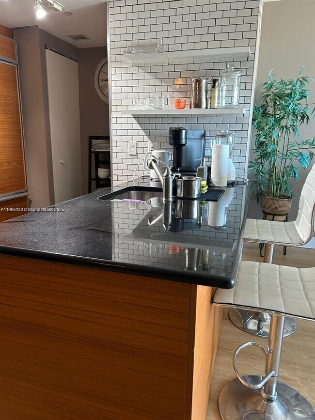 Building Photo - 50 Biscayne Blvd