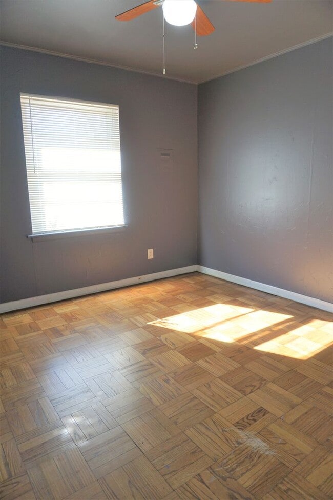 Building Photo - 3 Bed 1 Bath 1 Car in Steve Pennington Addition of NW OKC