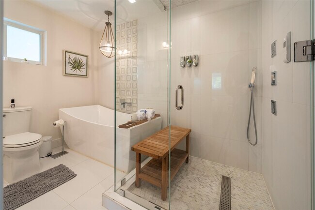 Building Photo - 1959 SE 25th Ave