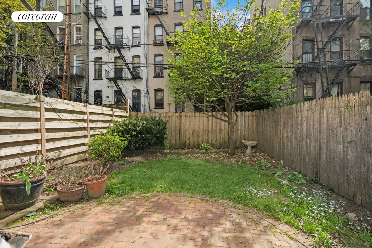 Building Photo - 130 Berkeley Pl