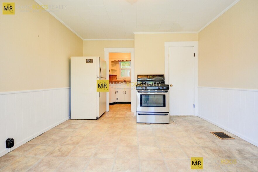 Building Photo - 46 South St