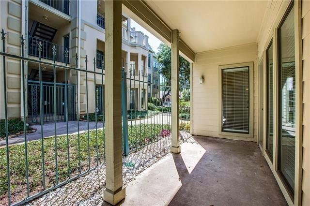 Building Photo - 3105 San Jacinto St