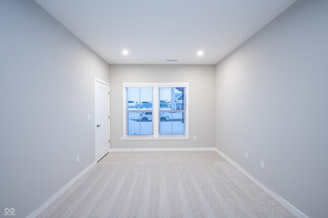 Building Photo - 7294 Broadview Ln