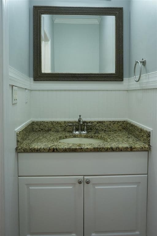 Building Photo - 385 Sweet Ivy Ln