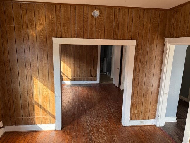 Building Photo - 702 Northside Ave